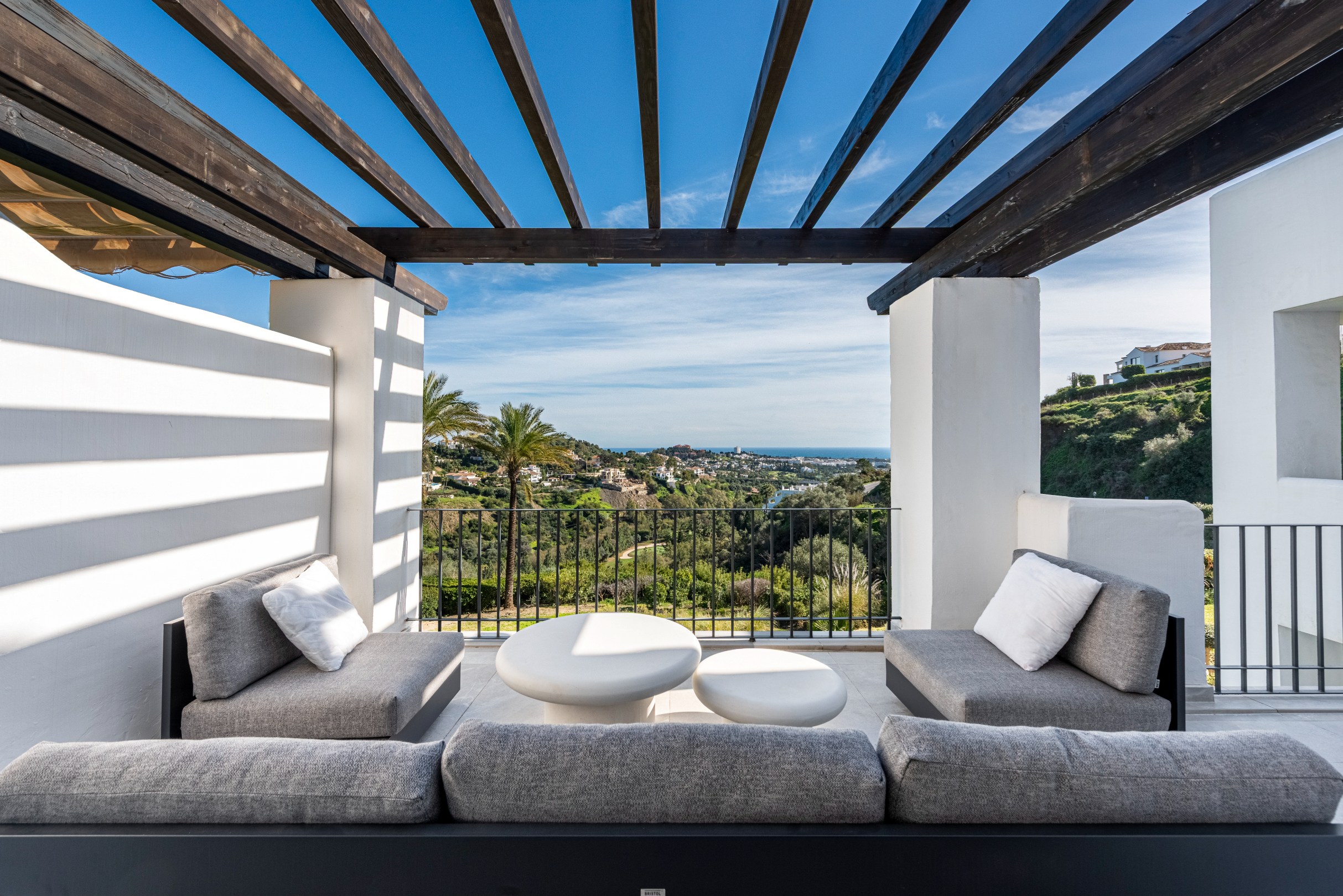 Duplex Penthouse avec vue panoramique sur la mer et le golf - Urb. Altos de La Quinta 