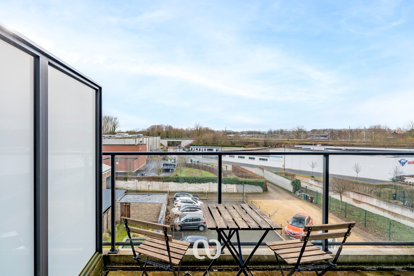 Modern en lichtrijk appartement te huur in de Beverestraat 