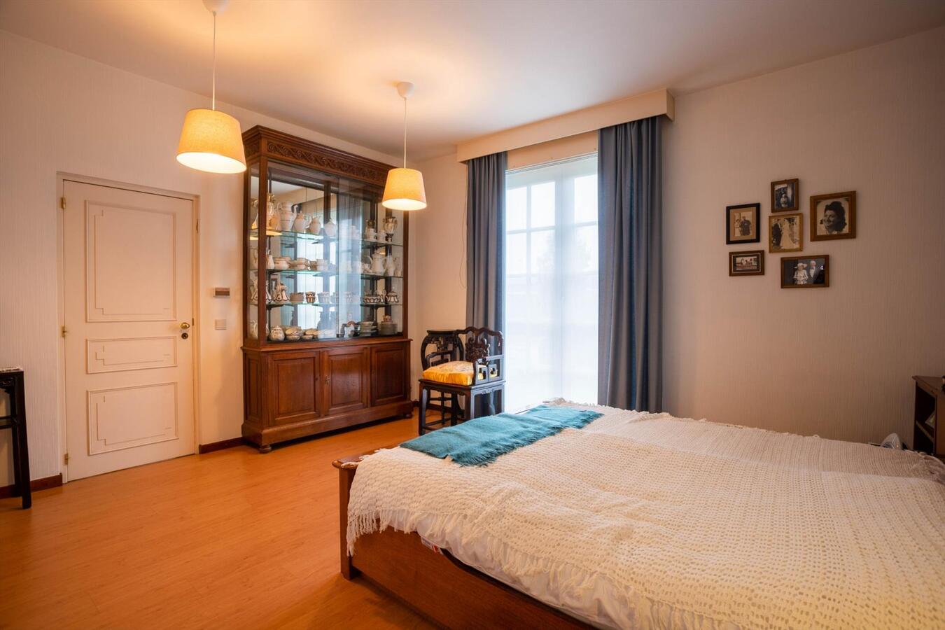 Riante villa aan de rand van het centrum van Ieper 