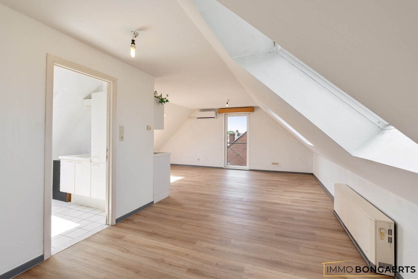 Instapklare studio in het centrum van Opglabbeek 