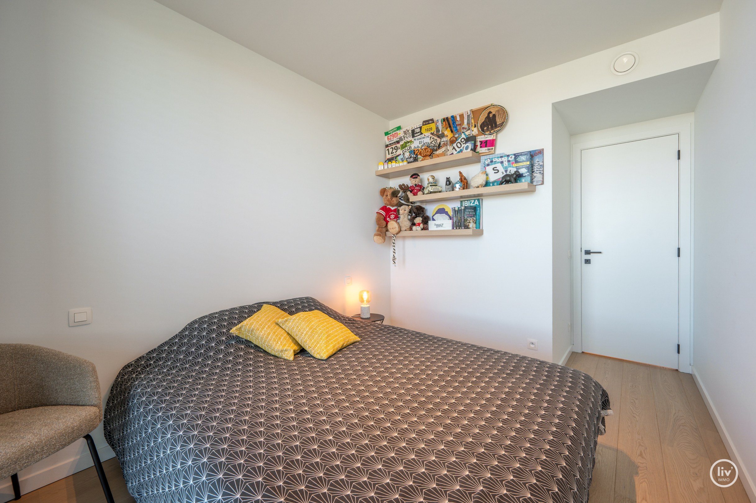 Lichtrijk appartement met groot terras te Res. Lake Garden - Duinenwater 