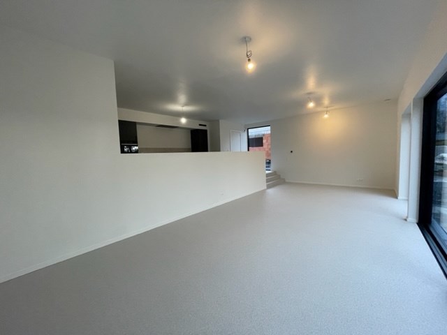 Prachtige nieuwbouw, moderne en energievriendelijke villa met 3 slaapkamers en tuin te Tessenderlo! 