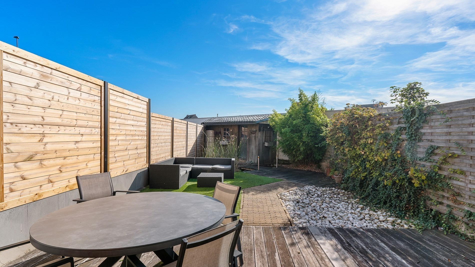 Maison familiale prête à emménager à distance de marche de la gare et de la digue de Heist (avec possibilité d'acheter un garage attenant) 