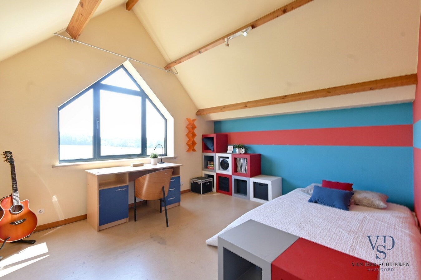 Uitzonderlijke eigendom in uitzonderlijke omgeving. 