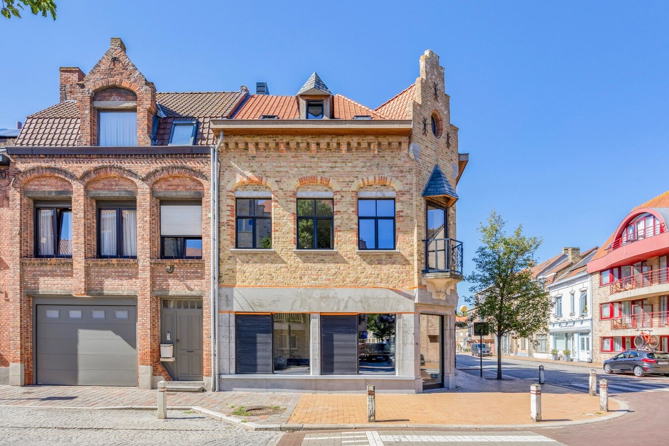 Luxueuze totaalrenovatie | ruim 2 slaapkamer appartement 