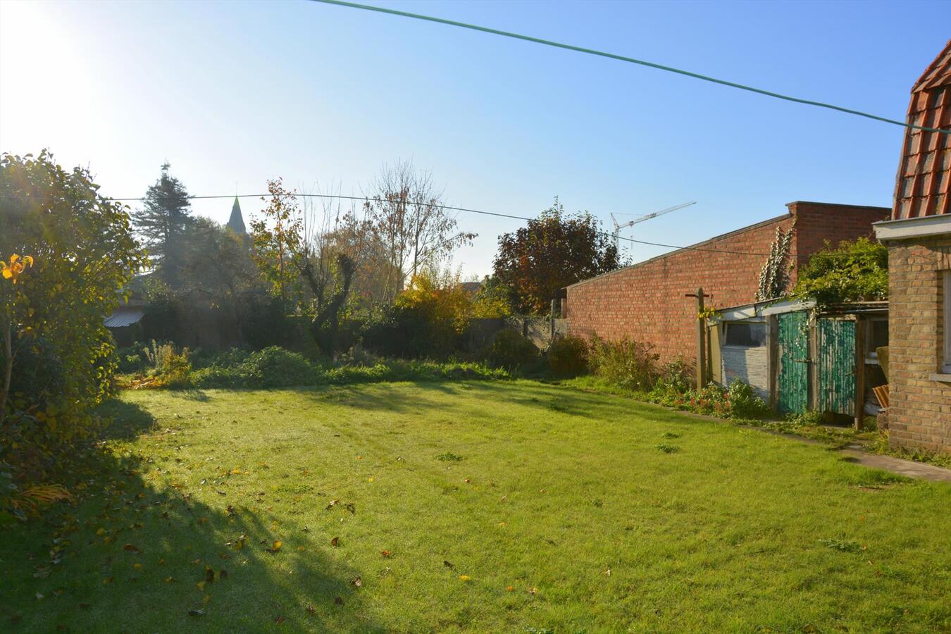 Charmante centrale gelegen alleenstaande woning met 4 slaapkamers 