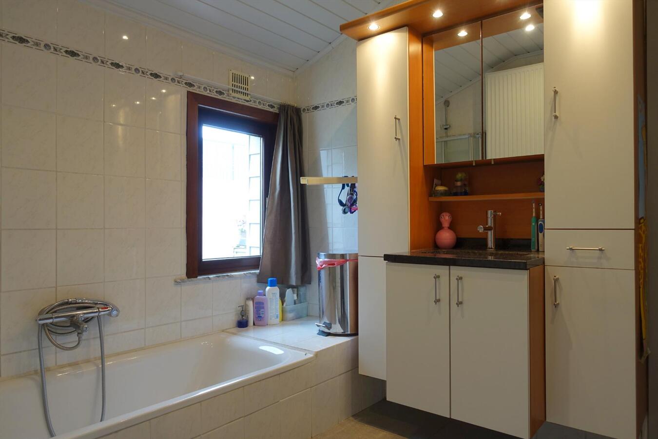 Verrassend ruime woning te Oudenburg 