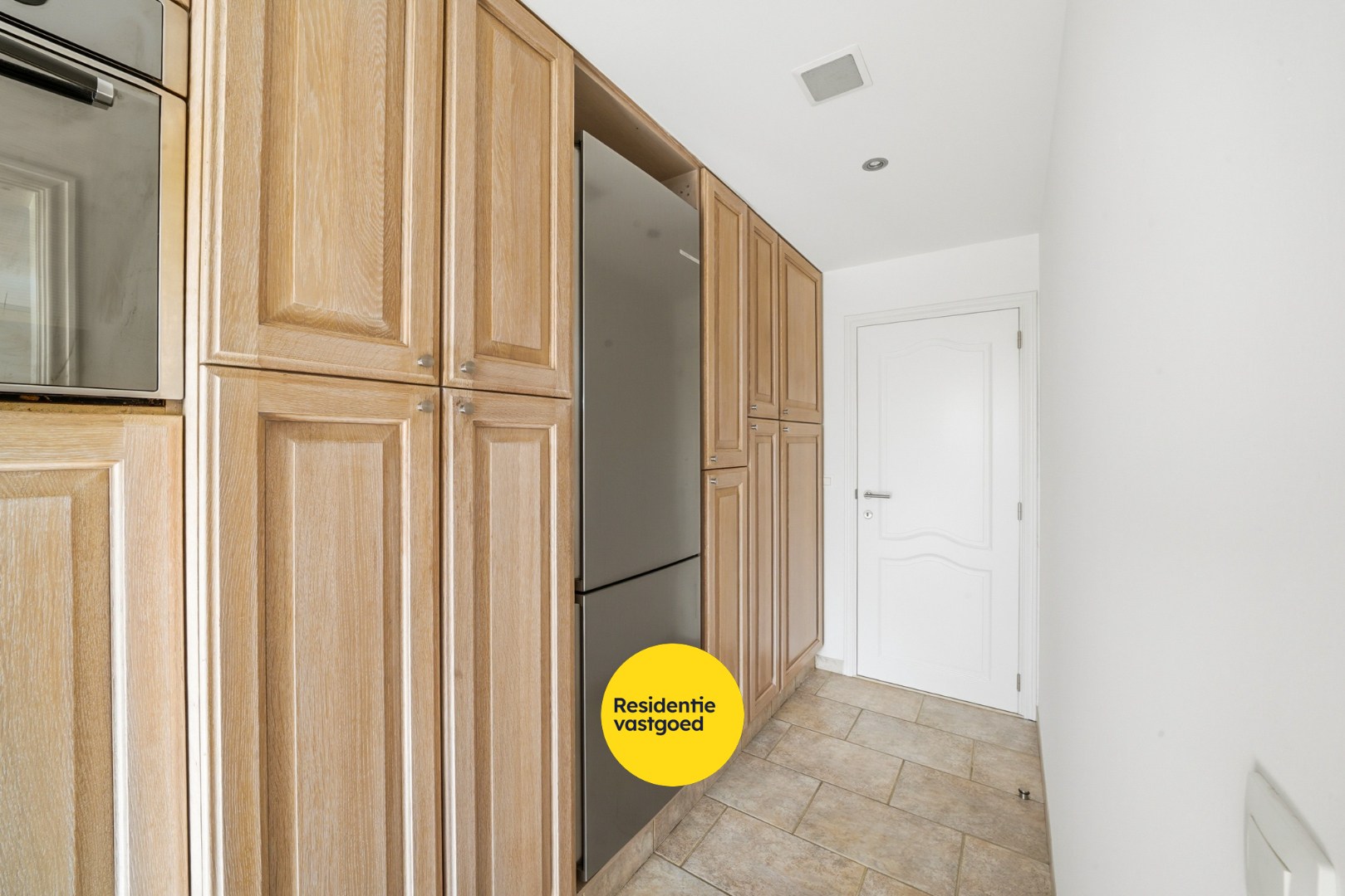 Ruim appartement met 3 slaapkamers, 2 terrassen, garage en staanplaats in Oostende 