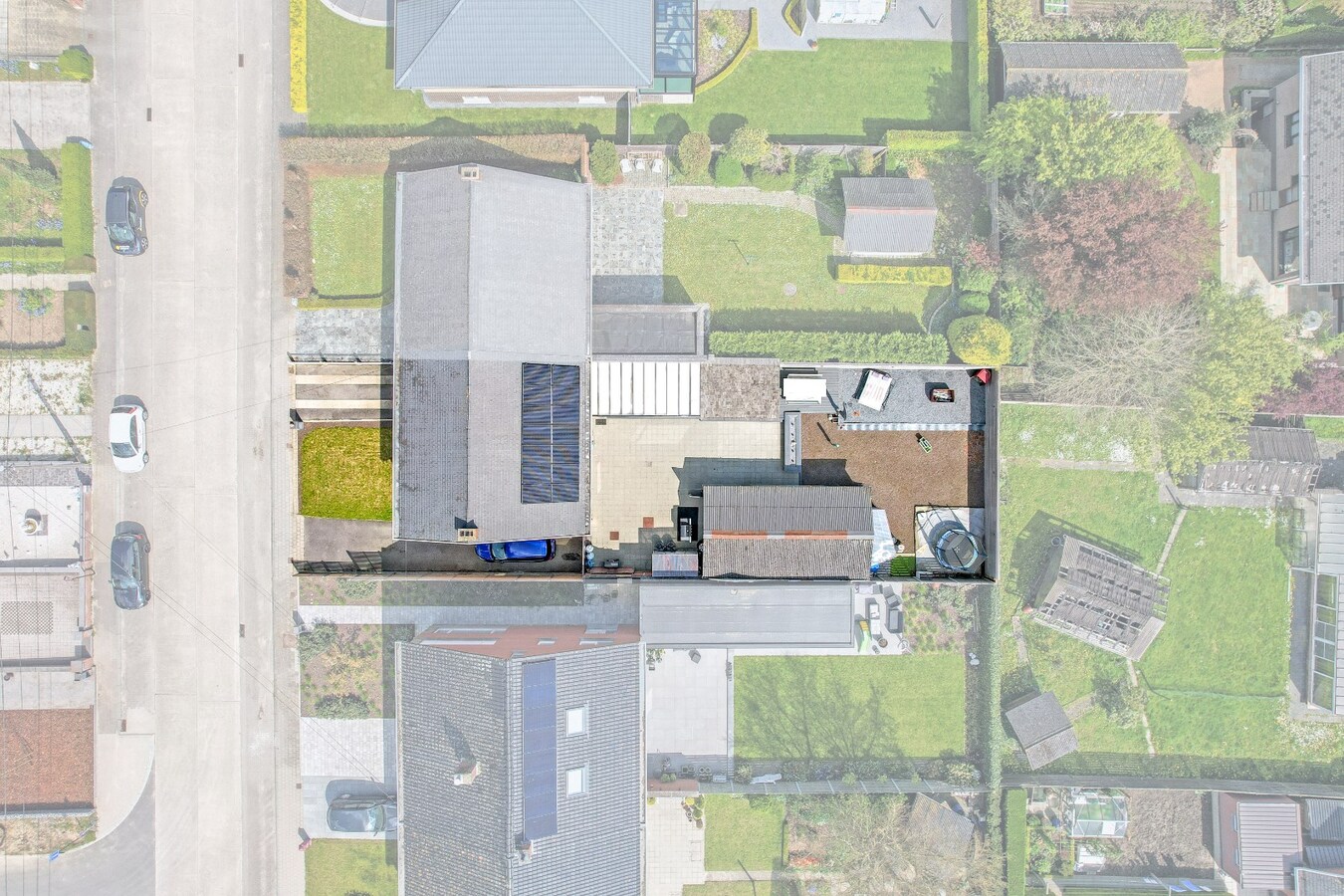 Ruime gezinswoning met 3 slaapkamers en garage te Langemark 