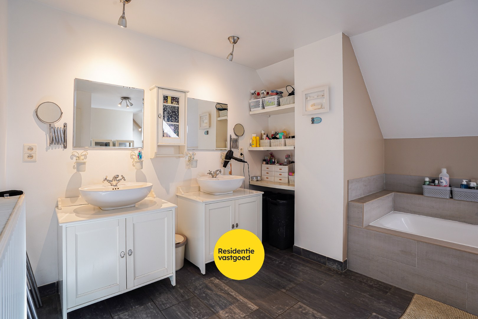 Ruime gezinswoning in doodlopende straat 