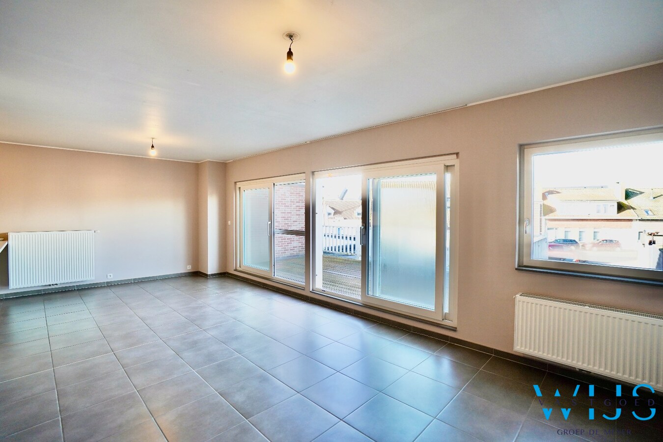 Recent duplexappartement met zeer aangenaam terras te Ertvelde ! 