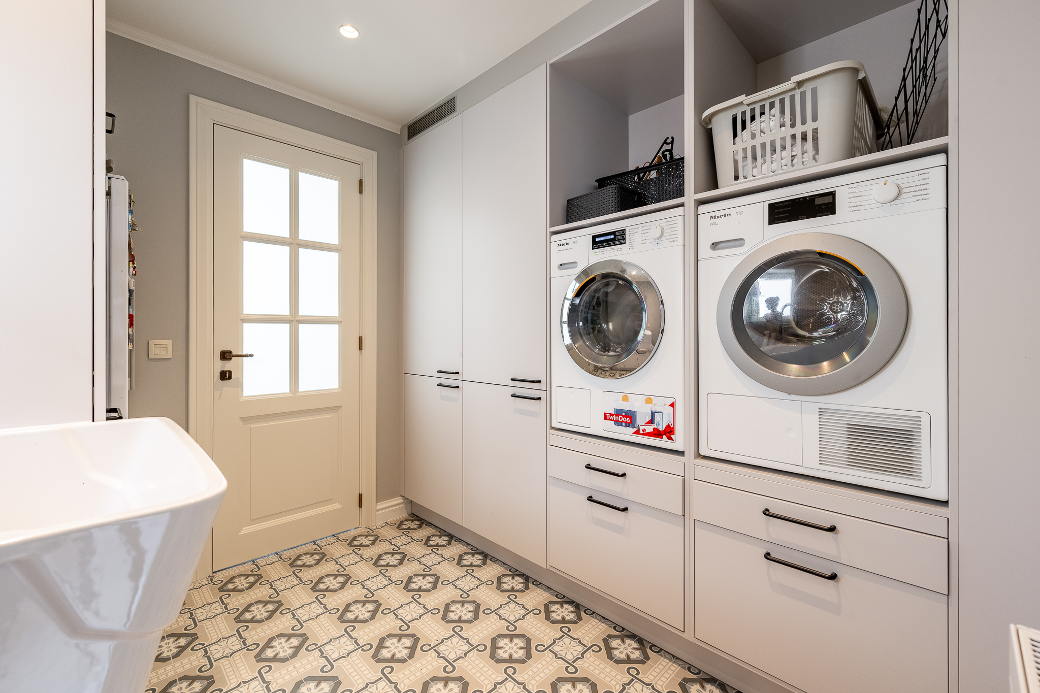 Charmante en karaktervolle herenwoning, met veel smaak gerenoveerd in het centrum van Knokke 