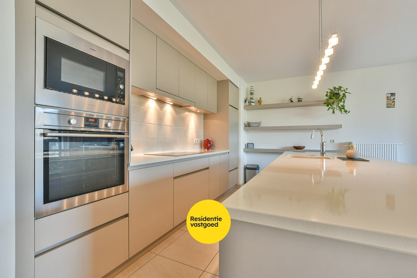 Te koop appartement - De Haan