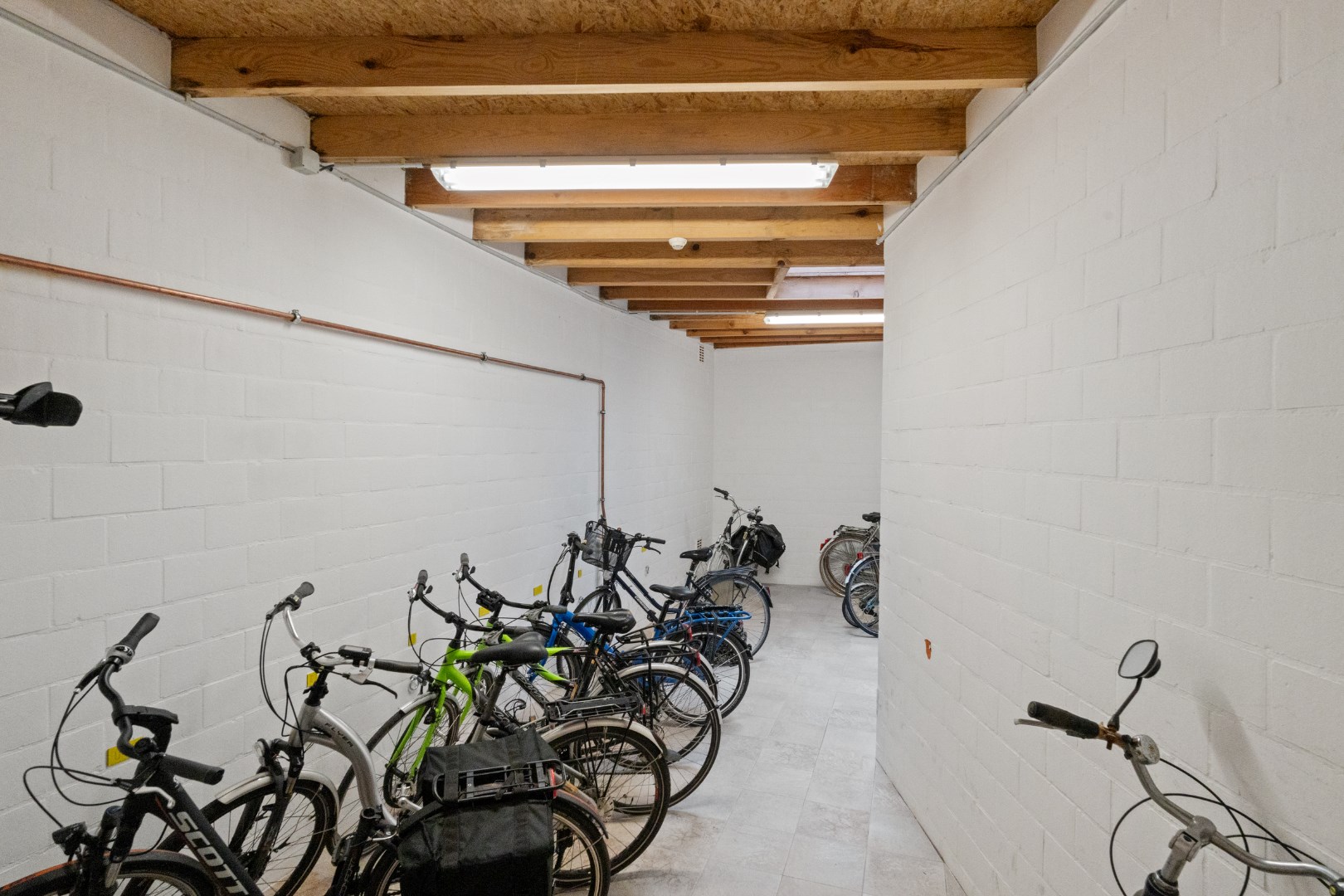 DUPLEX LUXUEUX AVEC 3 CHAMBRES À COUCHER DANS LE CENTRE D'OSTENDE 