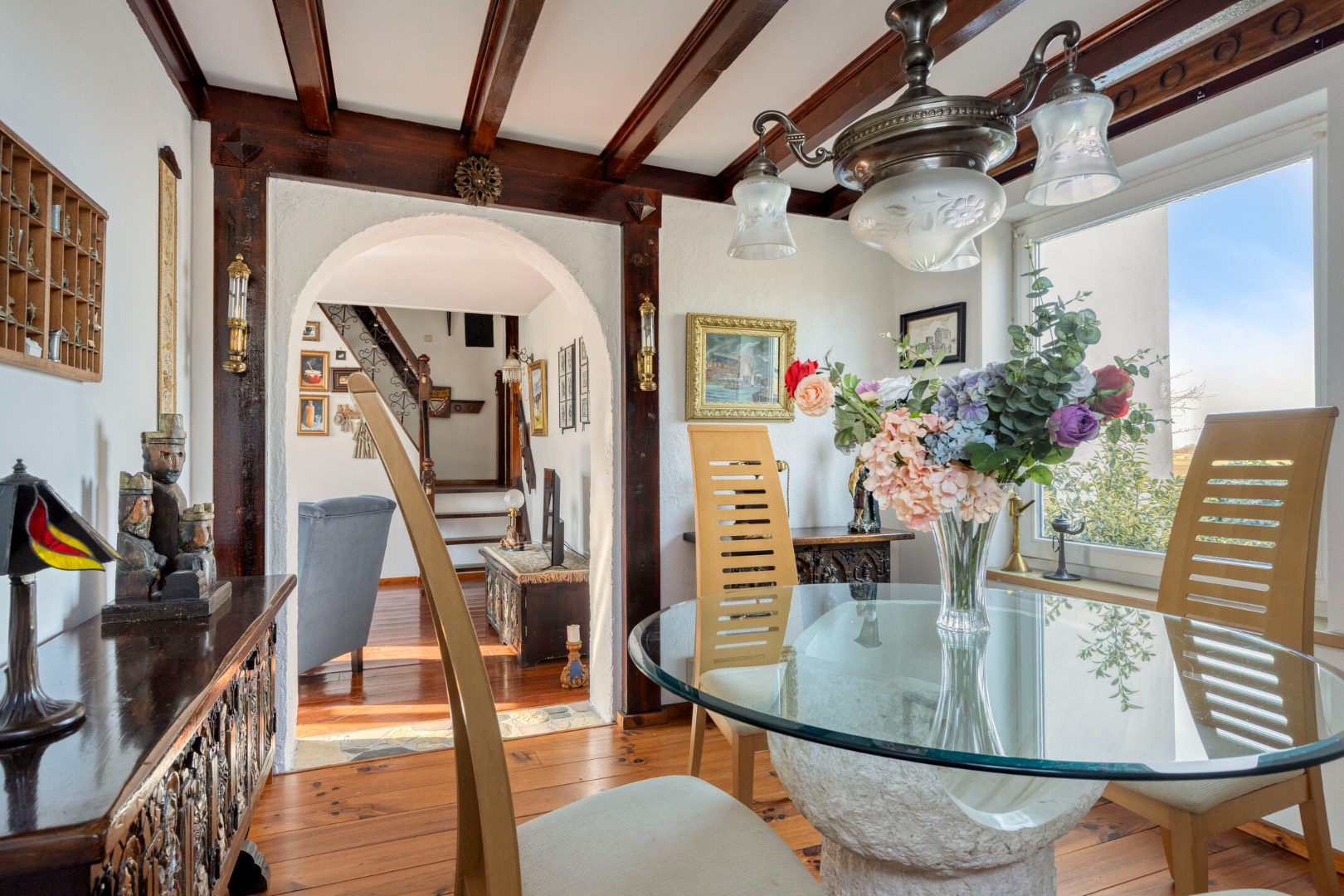 Vrijstaand wonen met weids uitzicht in het prachtige Wissenkerke. 