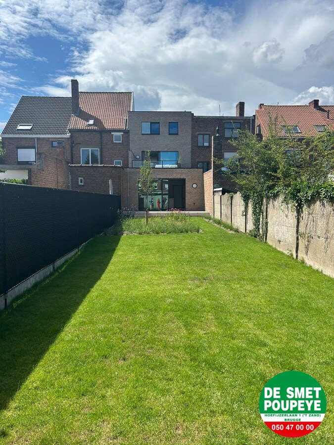 Gelijkvloersappartement met terras en tuin 