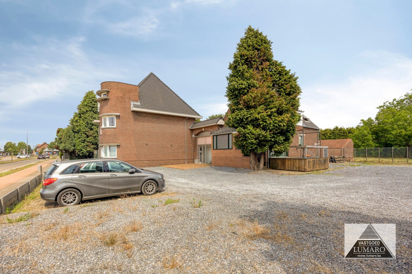 Schitterende opbrengsteigendom op 2.887 m² 