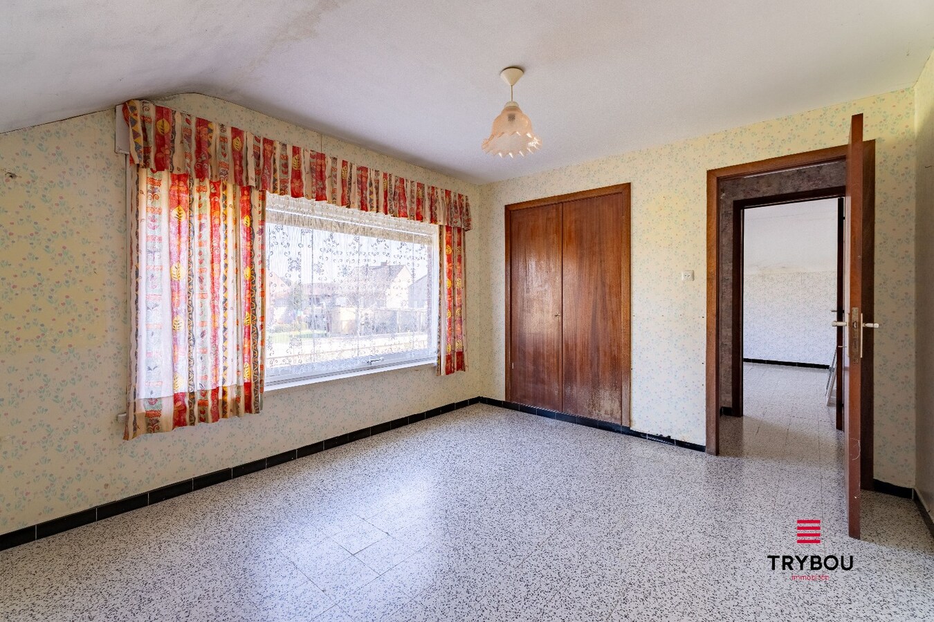 Charmante woning met grote tuin en tal van mogelijkheden 