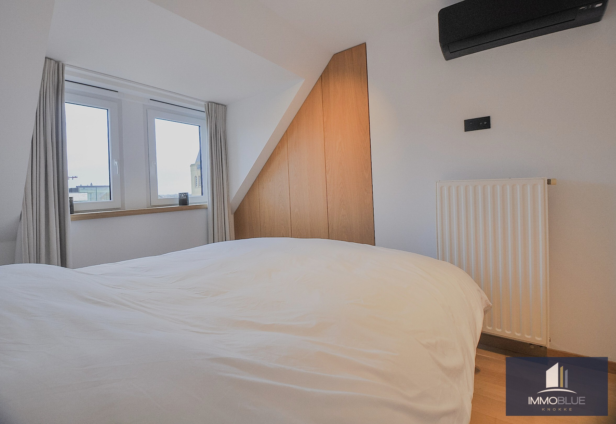 Uniek duplexappartement/penthouse met een weids uitzicht. 