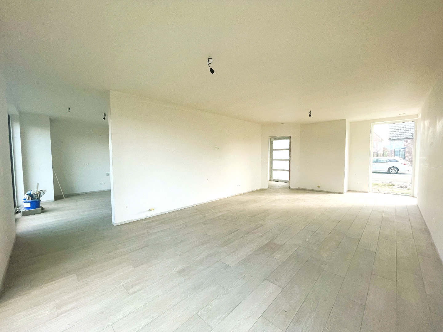 Ruime nieuwbouwwoning met garage en tuin op 300m² 