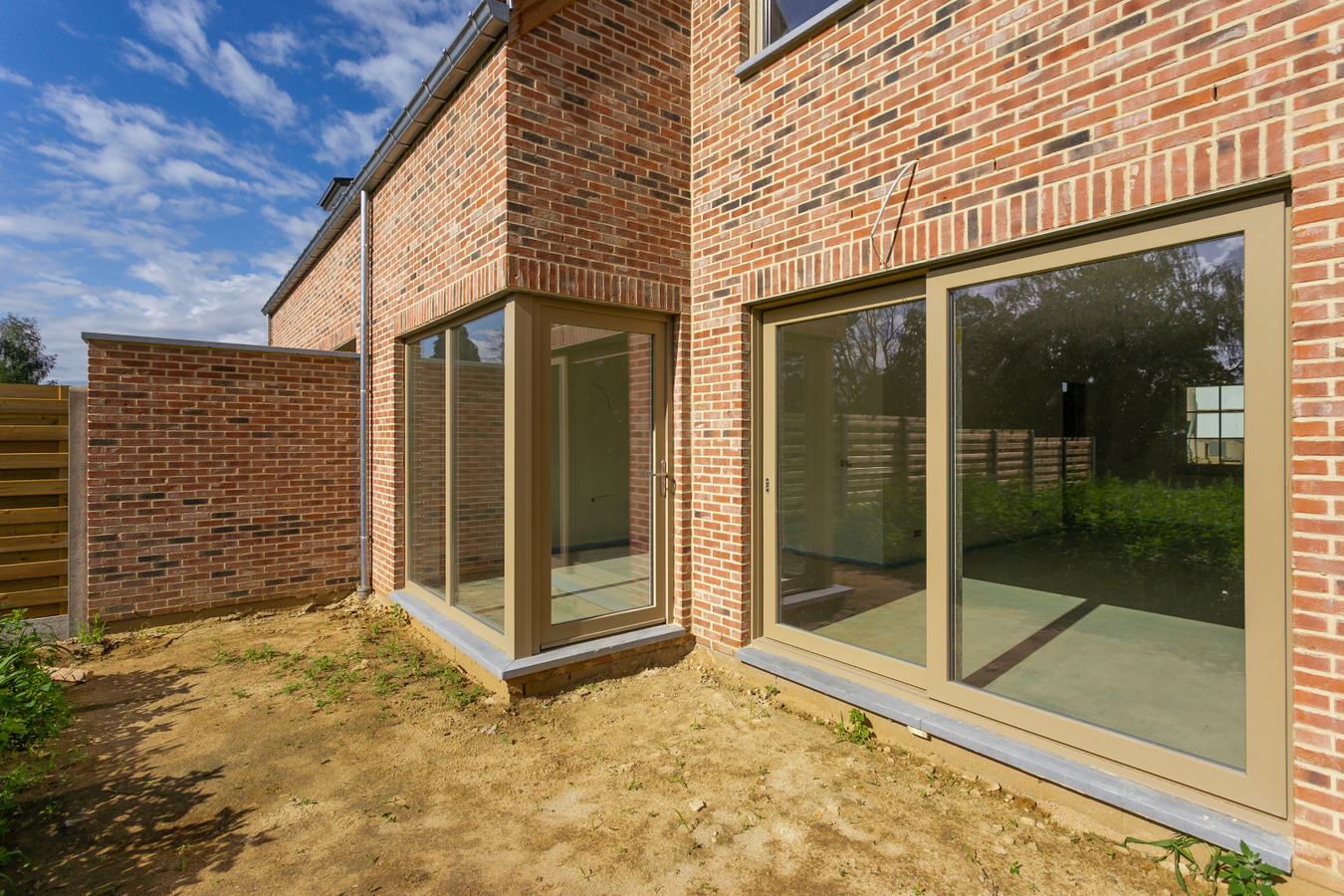 Hoogwaardig nieuwbouwproject van 4 nieuwbouw BEN-woningen op percelen van 3a95ca tot 4a05ca! 