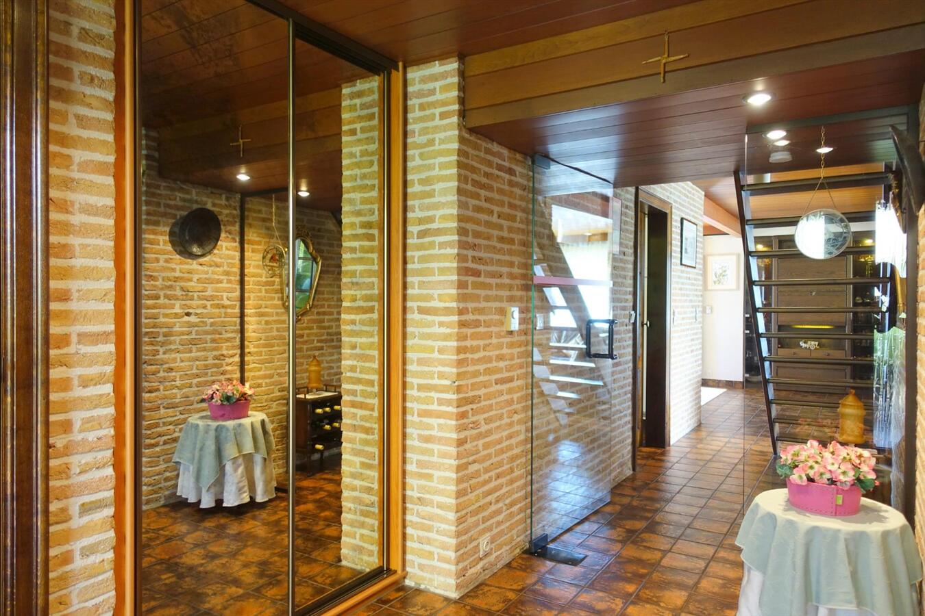 Charmante villa met zonnige tuin 