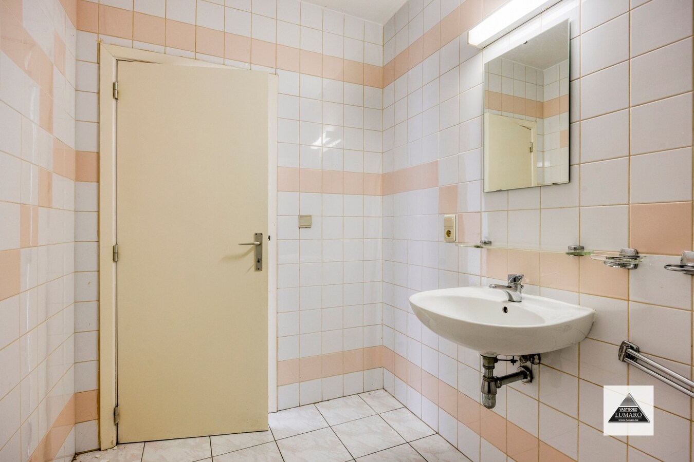 Comfortabel appartement met 2 slaapkamers en zolder 