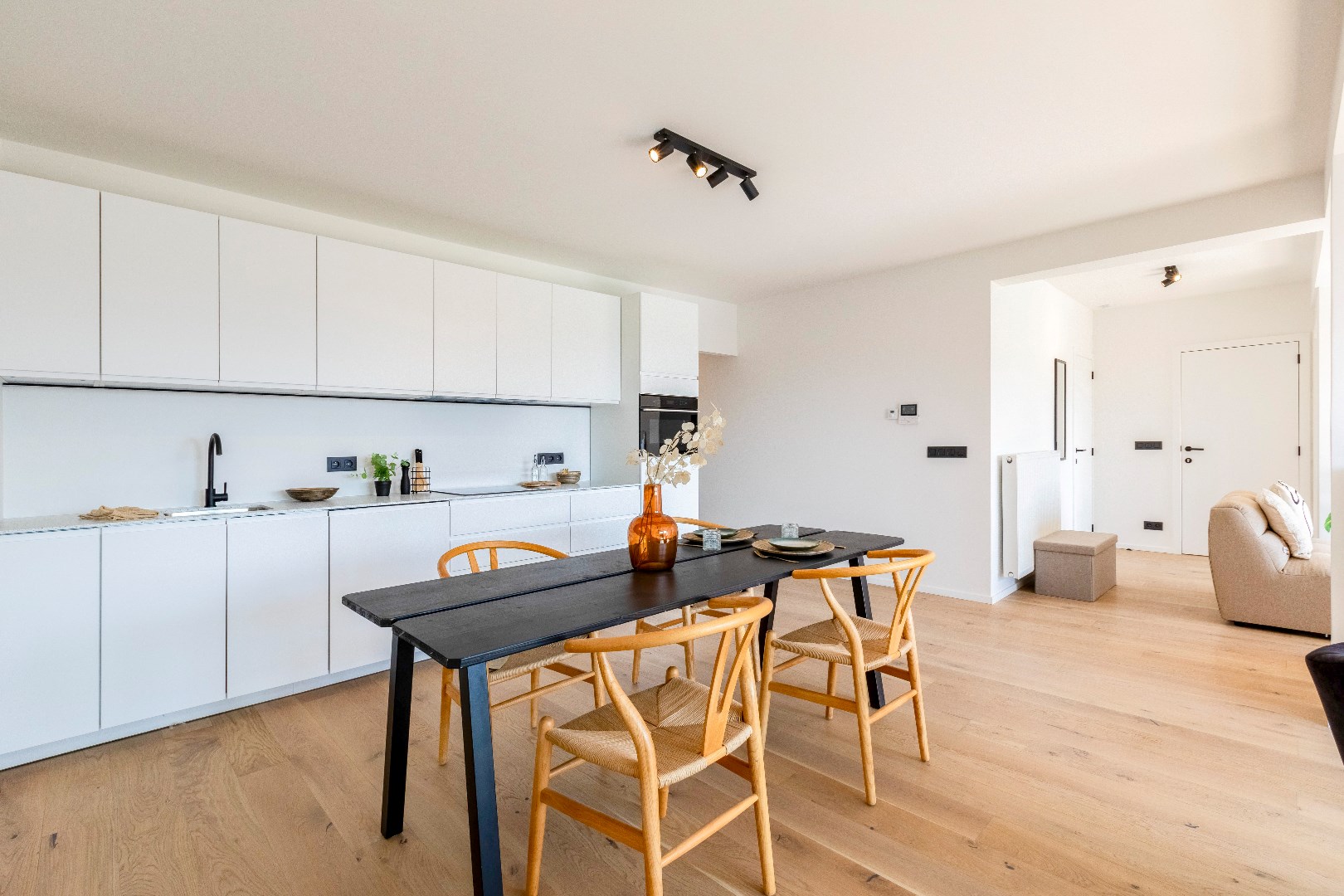 Prachtig gerenoveerd 3 slaapkamerappartement  met  uniek zicht 