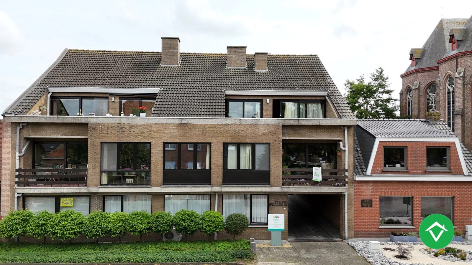 Appartement met 2 slaapkamers en garage te Koekelare 