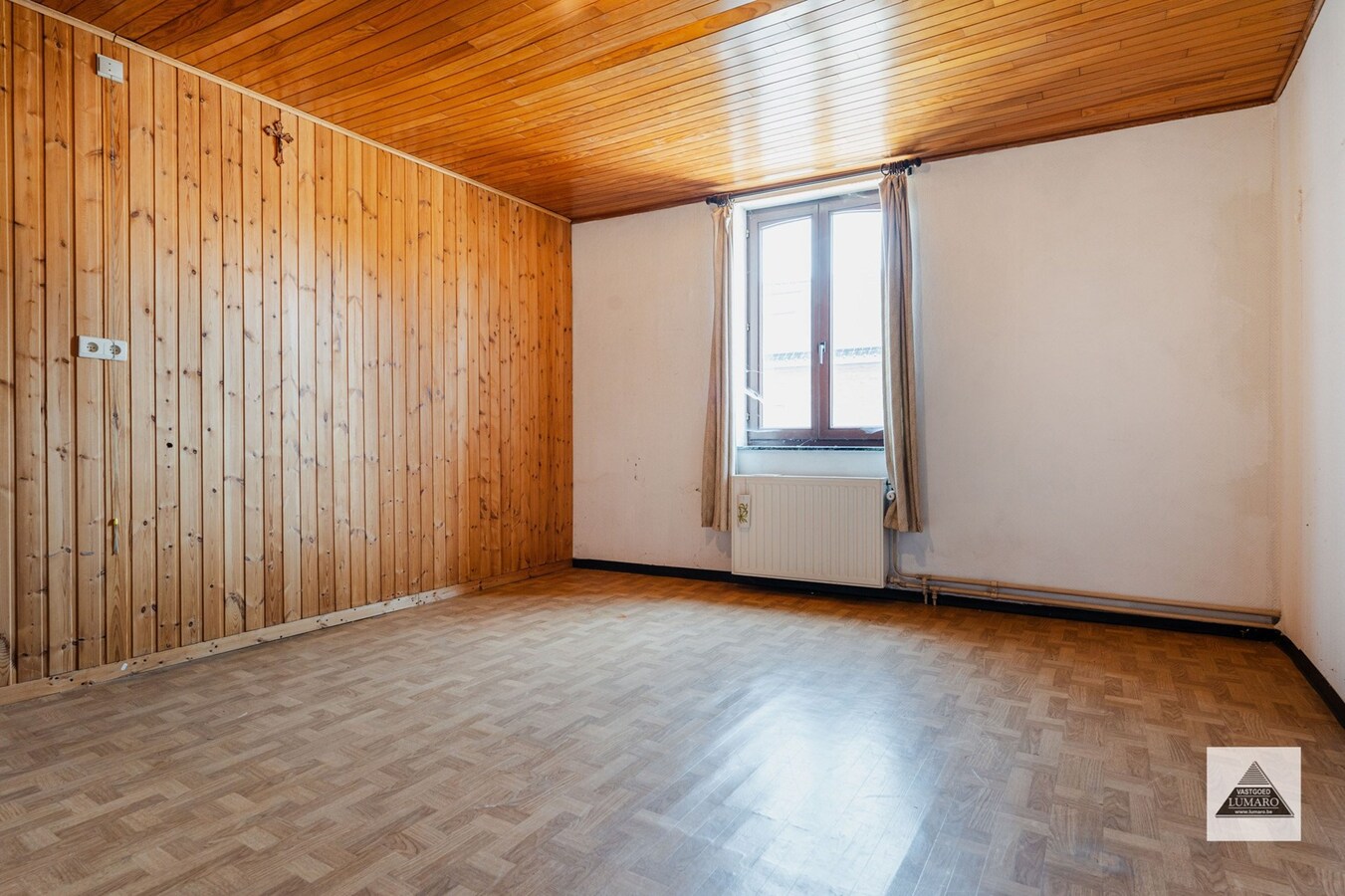 Eigenbilzen: op te knappen woning op 9a 61ca 