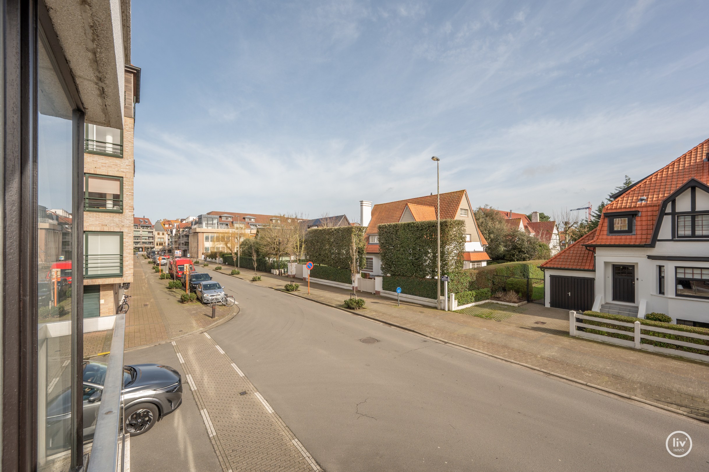 Lichtrijk 1-slaapkamerappartement op een aangename ligging vlakbij de Lippenslaan te Knokke. 