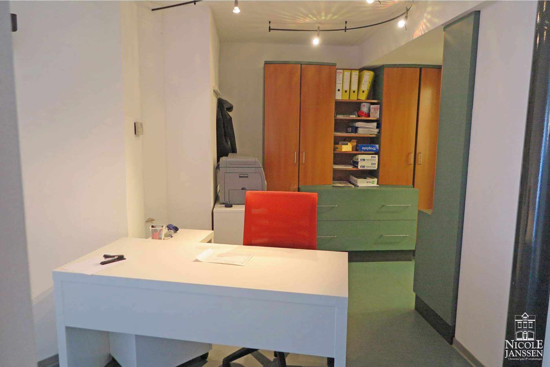 Verzorgd gelijkvloers handelspand 