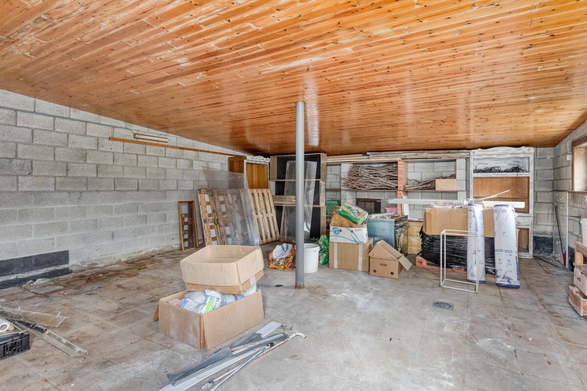 VILLA  met tuin, terras en garage in Zoutleeuw 