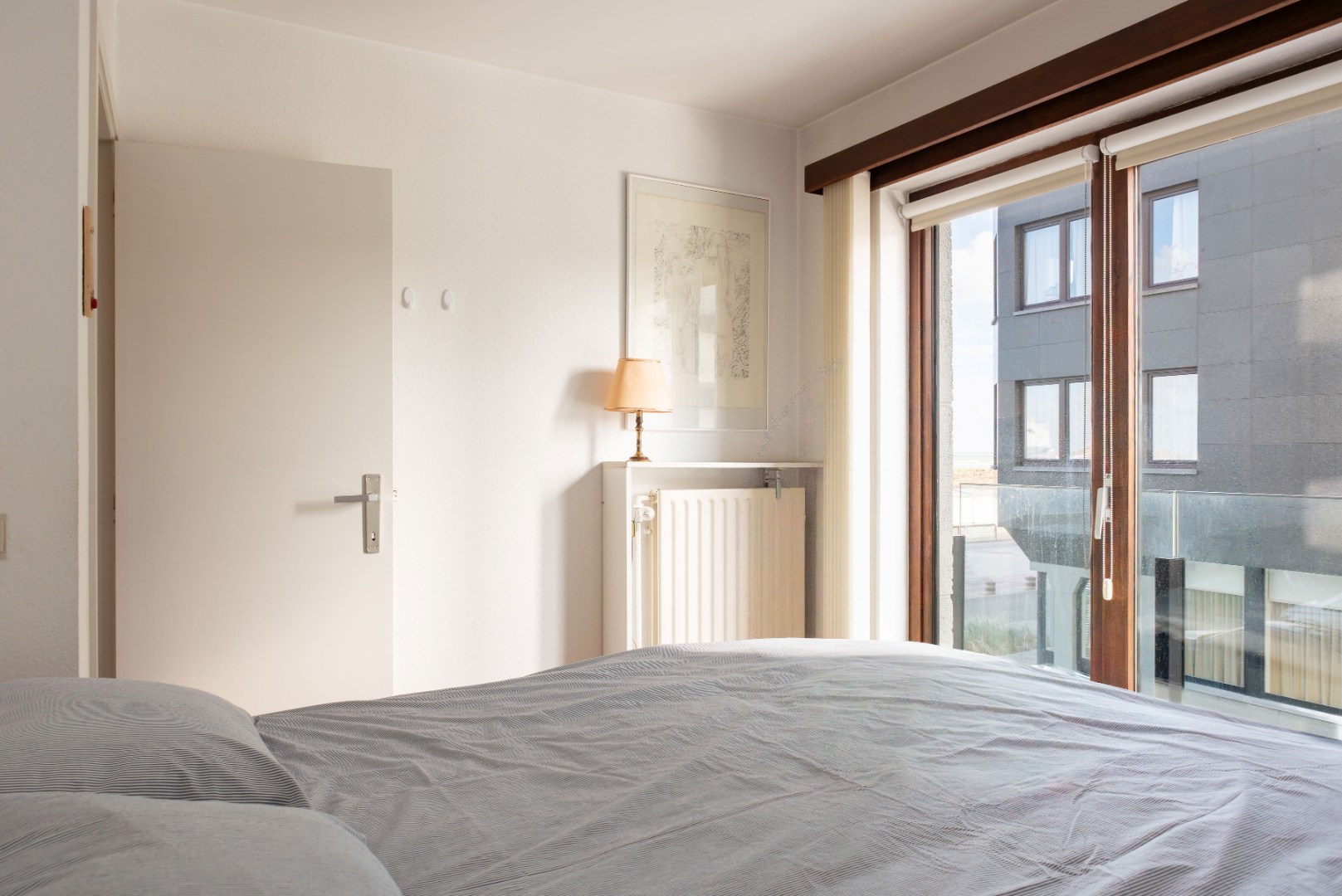 Hoek-appartement met fantastisch zeezicht 