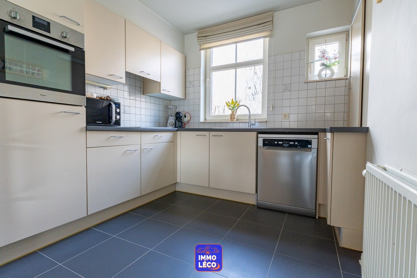 Maison avec jardin, garage et finitions soignées – TOP SECTEUR ! 