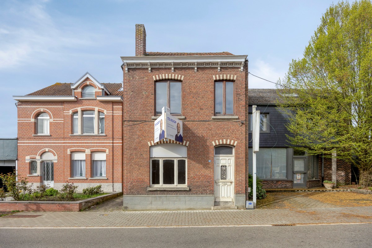 Half open bebouwing met 3 slaapkamers, tuin, terras en tuinhuis in Kessel-Lo! – EPC F kWh/m² - bewoonbare opp. 128 m² 