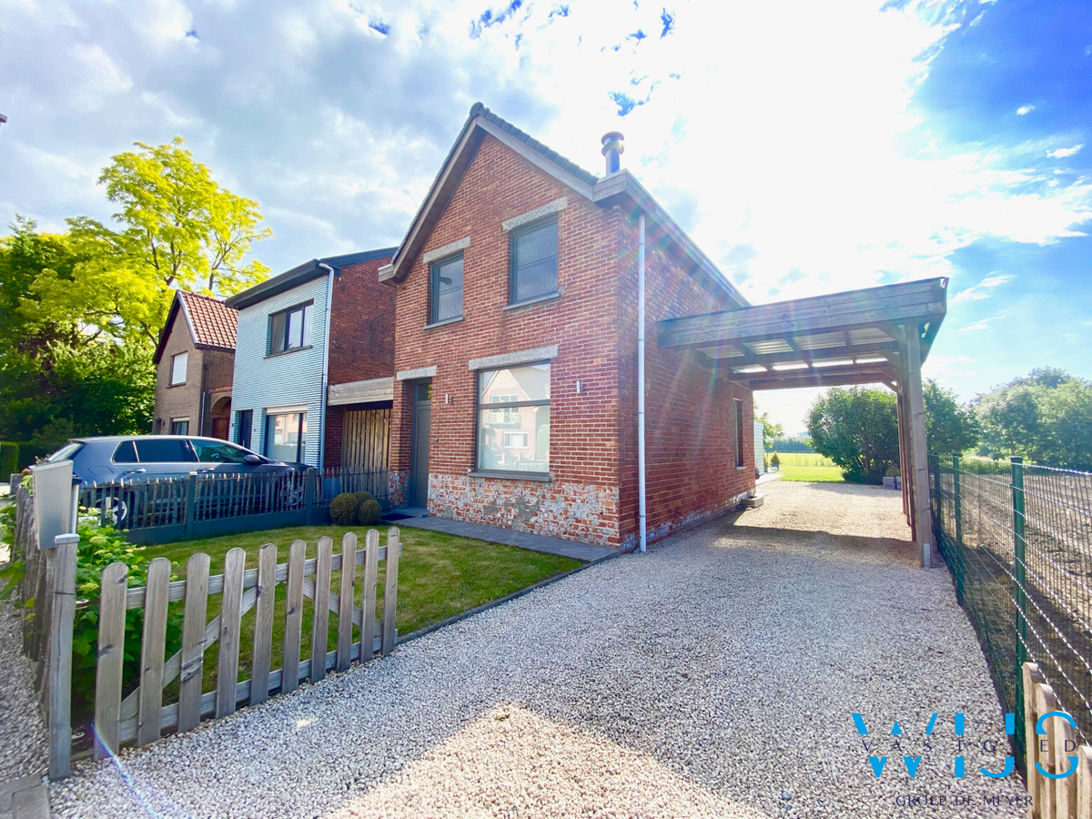 Instapklaar en gezellig woonhuis met 2 slaapkamers en tuin ! 
