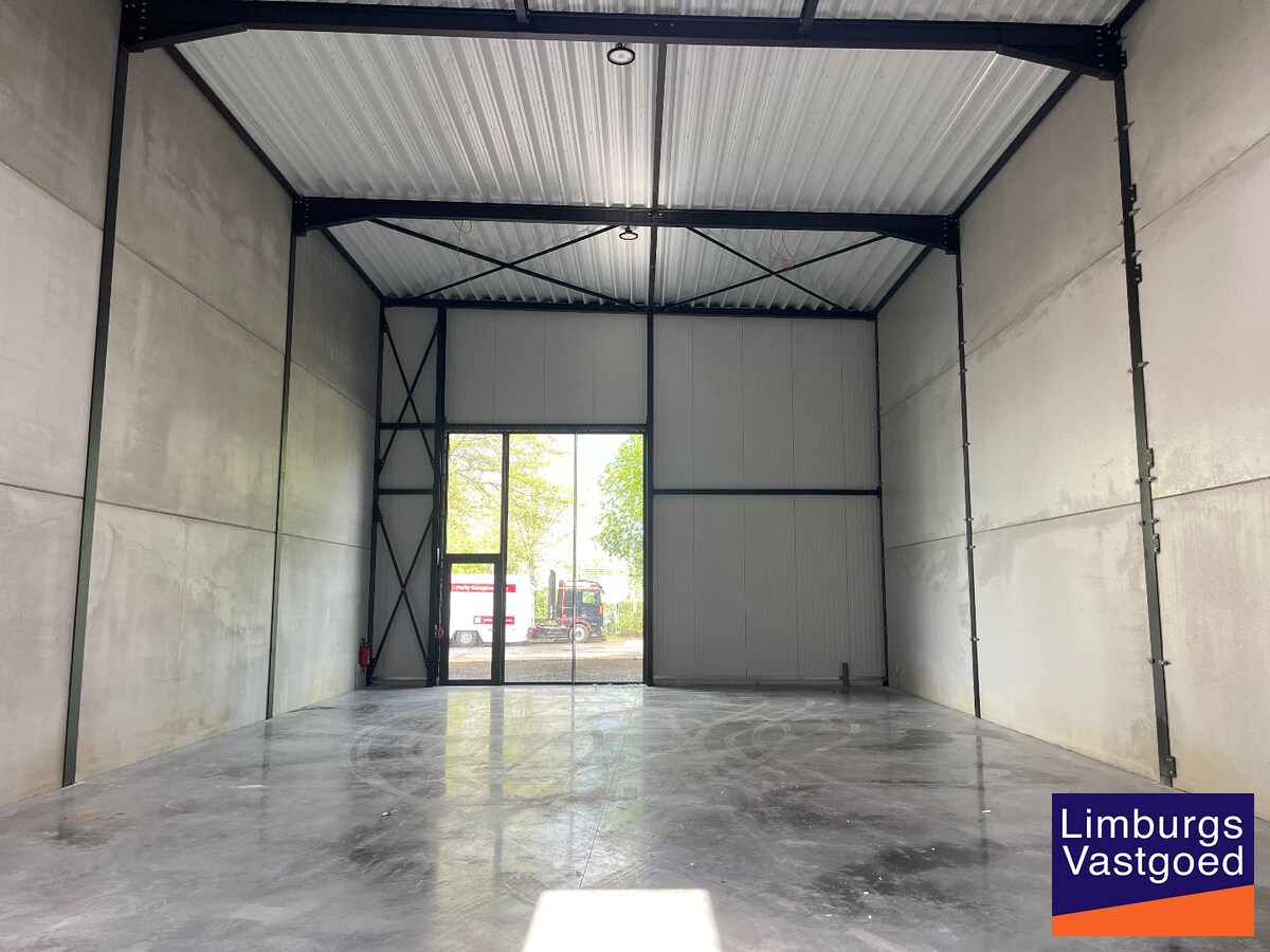UNIT 7E - Moderne bedrijfshal van  200m² TE HUUR 