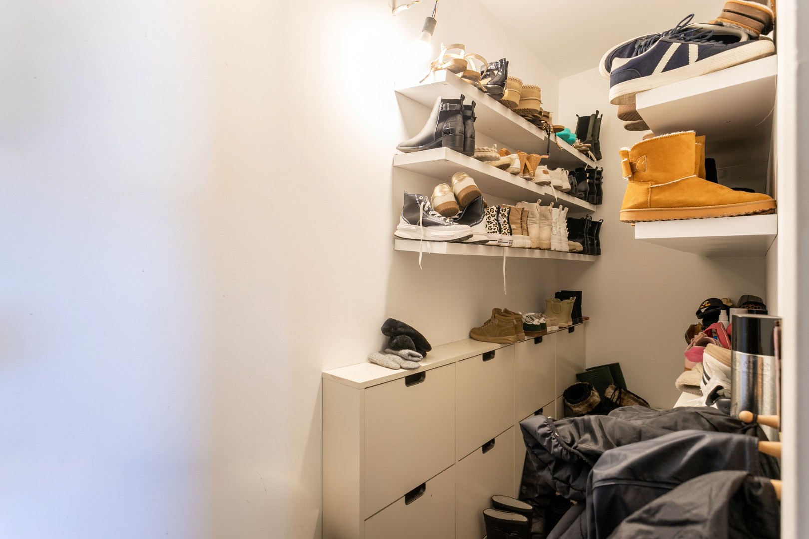 Recente woning (EPC B) met 5 slaapkamers en tuin te Braine-le-Château 