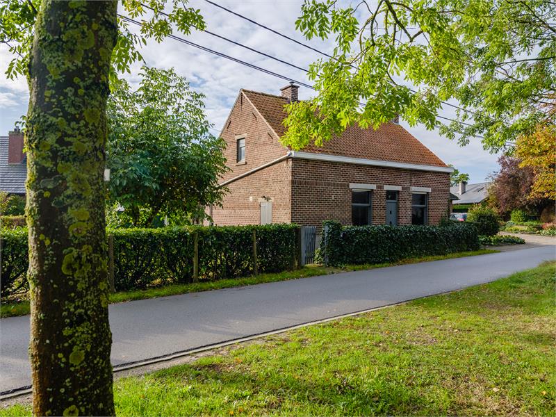 Landelijk gelegen woning met grote tuin 