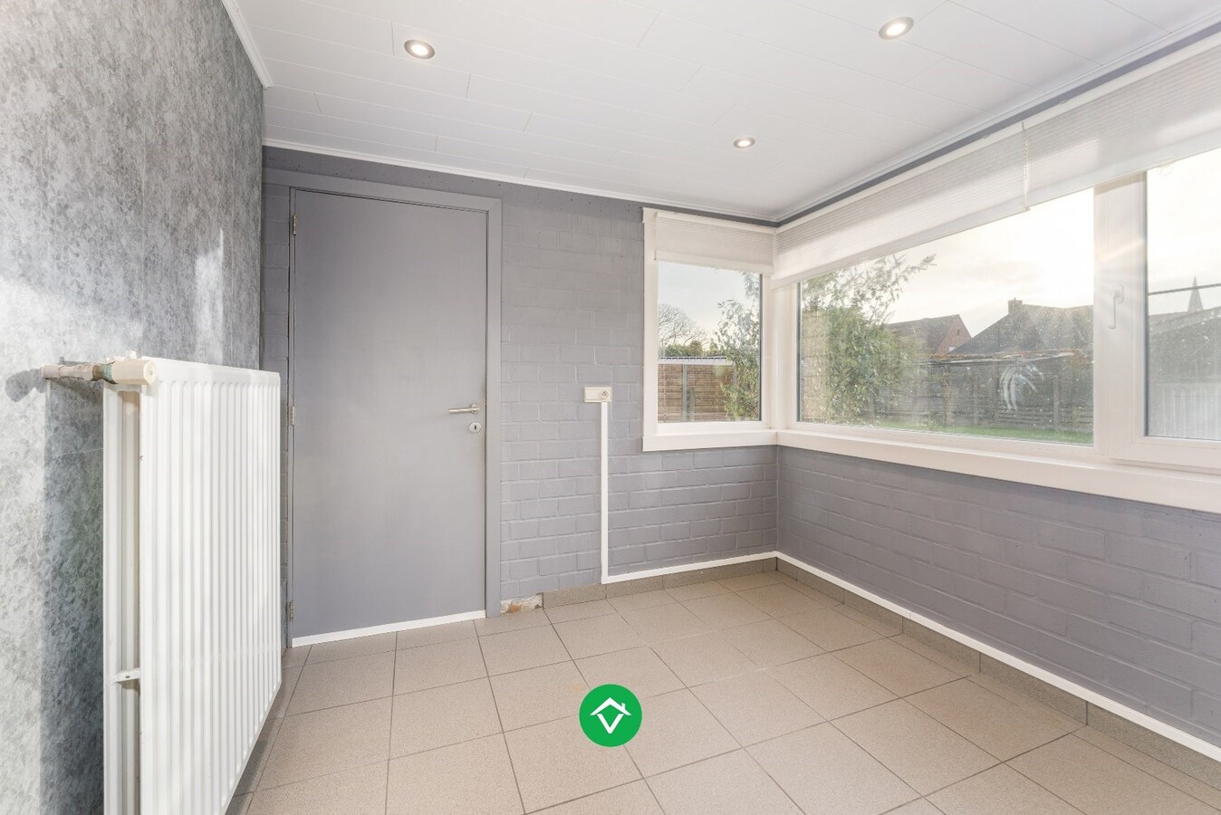 Woning met 5 slaapkamers en tuin in rustige wijk te Koekelare 