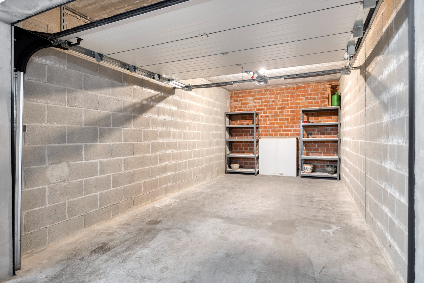 Appartement met 2 slaapkamers, ruim terras en garagebox in Leuven! – EPC 92 kWh/m² – bewoonbare opp. 94m² 