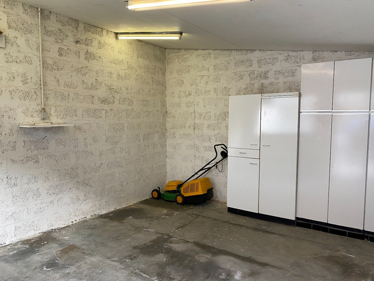 Centraal gelegen woning met 4 slaapkamers te Ieper 