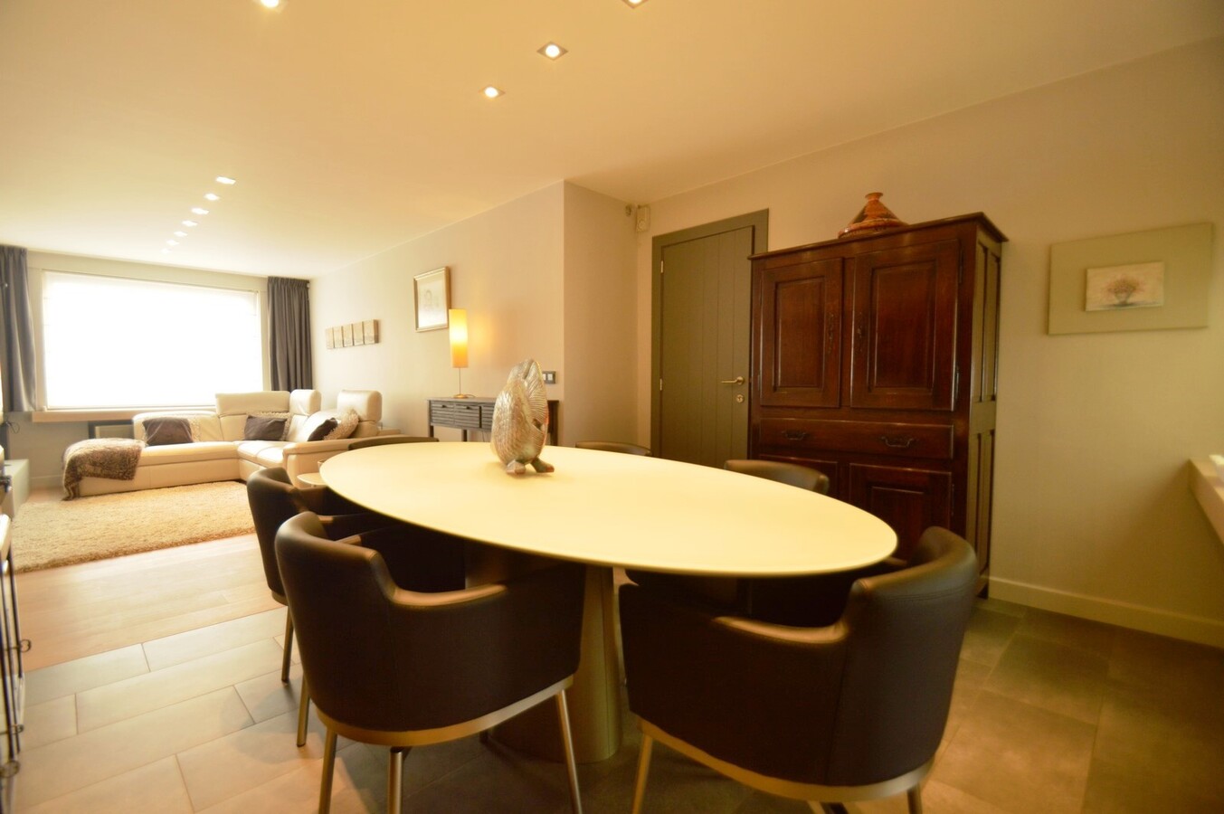 Knappe gezinswoning met dubbele garage - Heist 