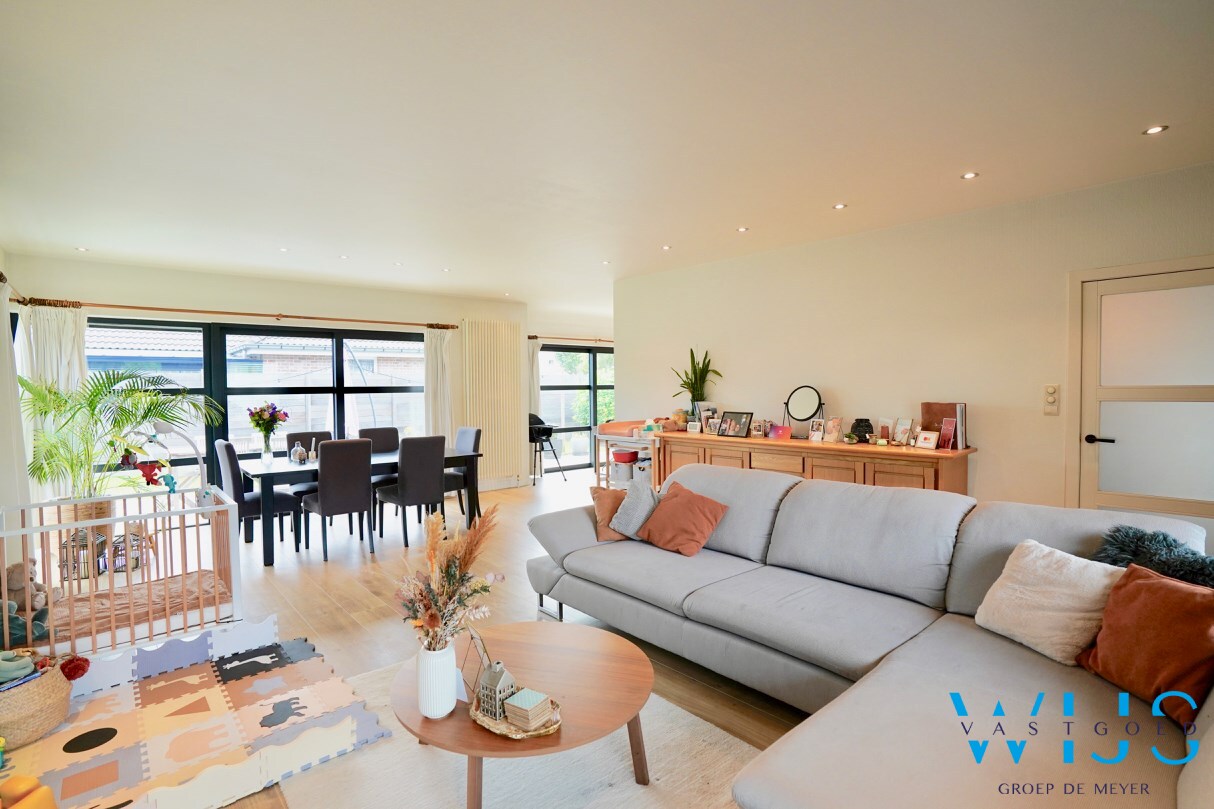 Stijlvolle alleenstaande woning te Ertvelde/ Rieme 