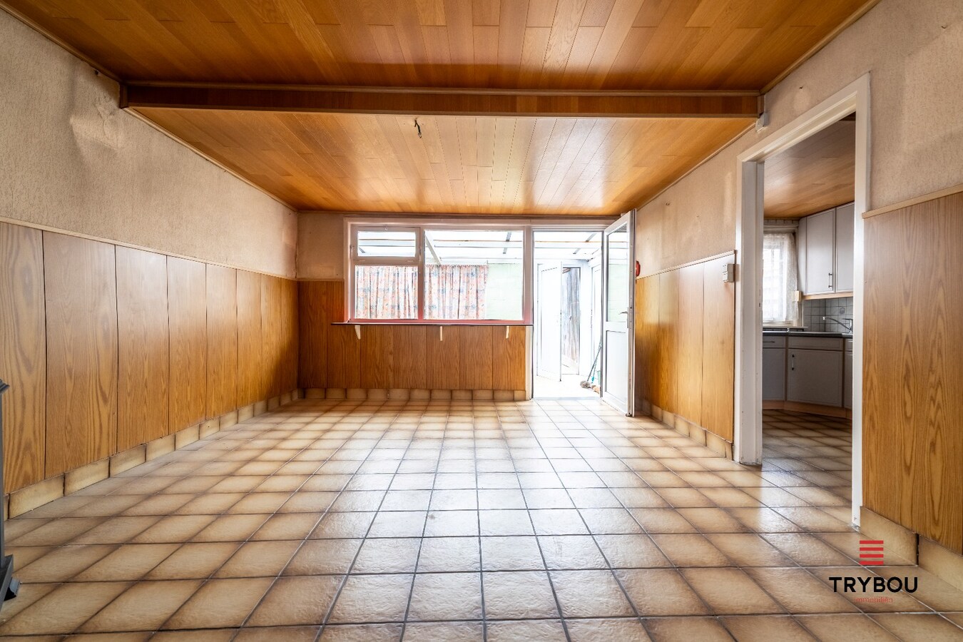 🏡 Te koop – te renoveren woning met veel potentieel in Houthulst 