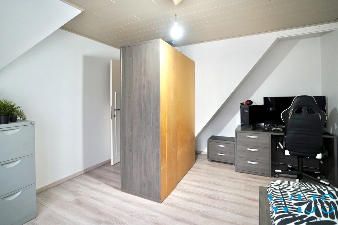 Instapklare, karaktervolle ALLEENSTAANDE woning op topligging in Ertvelde ! 