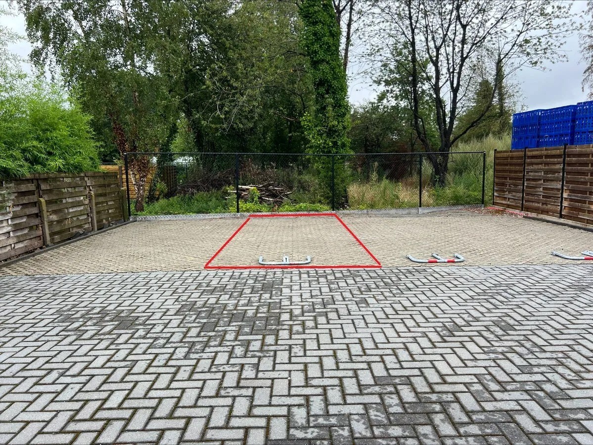 Verhuurd parkeerplaats - Geel