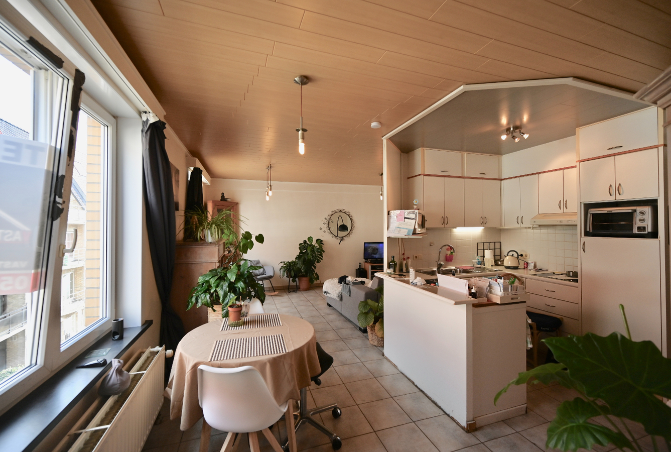 ZEER CENTRAAL GELEGEN 2SLAAPKAMER APPARTEMENT TE BREDENE DUINEN 