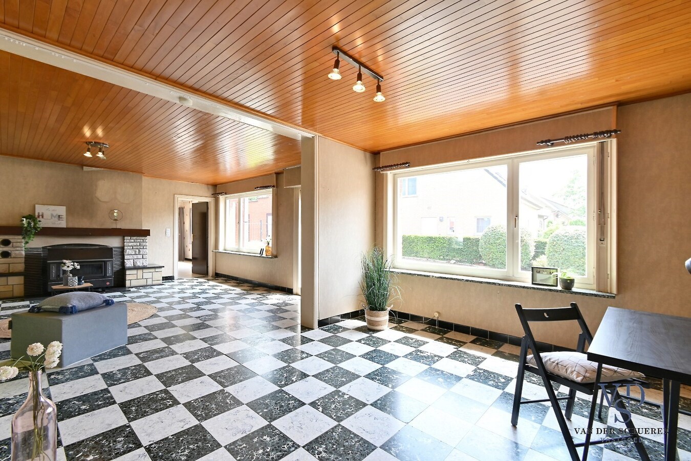 Degelijke eengezinswoning, landelijk gelegen 